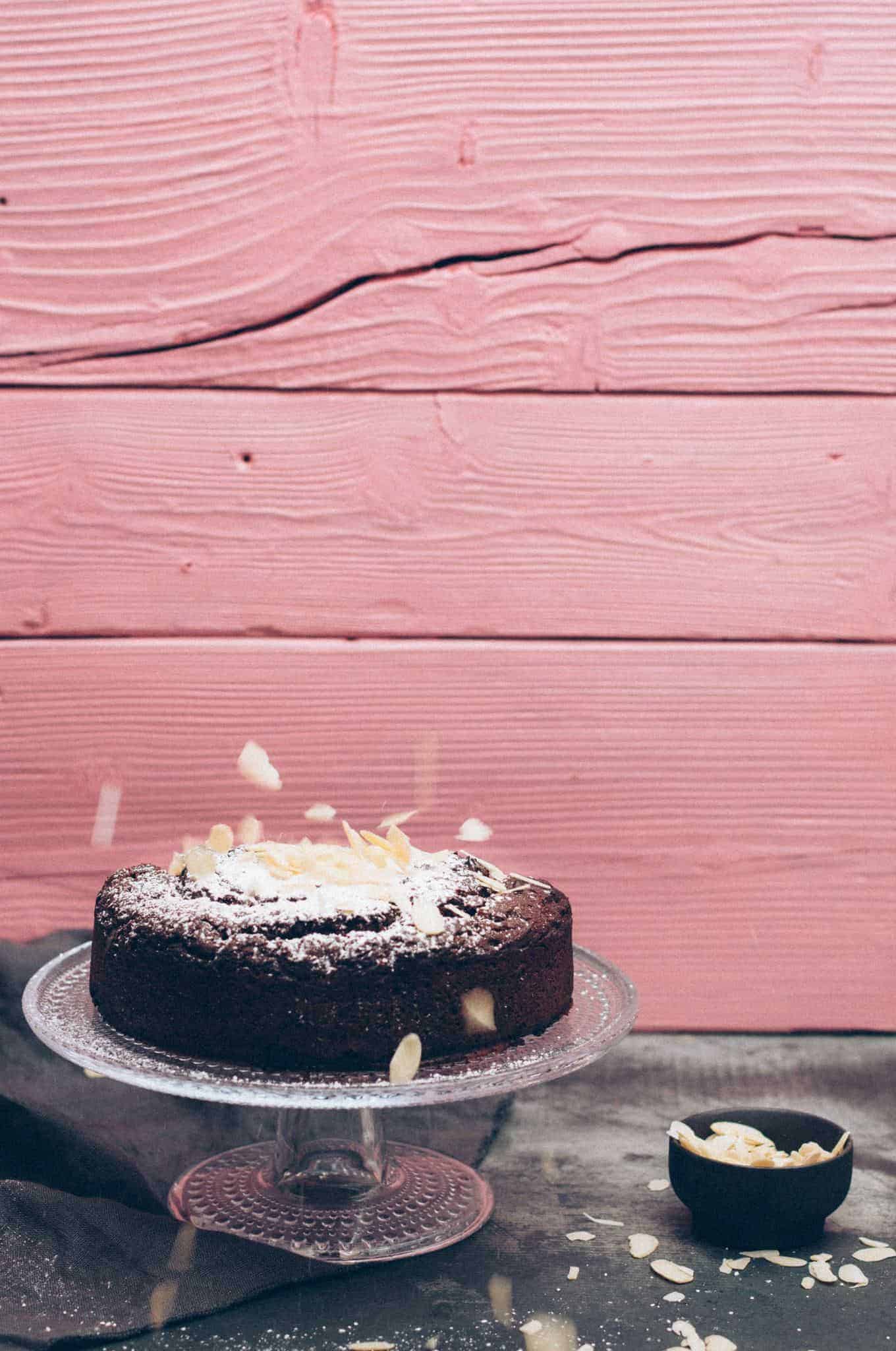 1-BOWL vegan cherry chocolate cake recipe