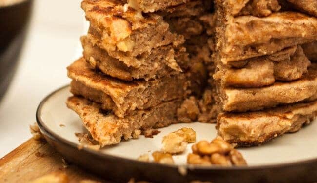 1-Bowl Walnuss Bananen Pancakes Rezept