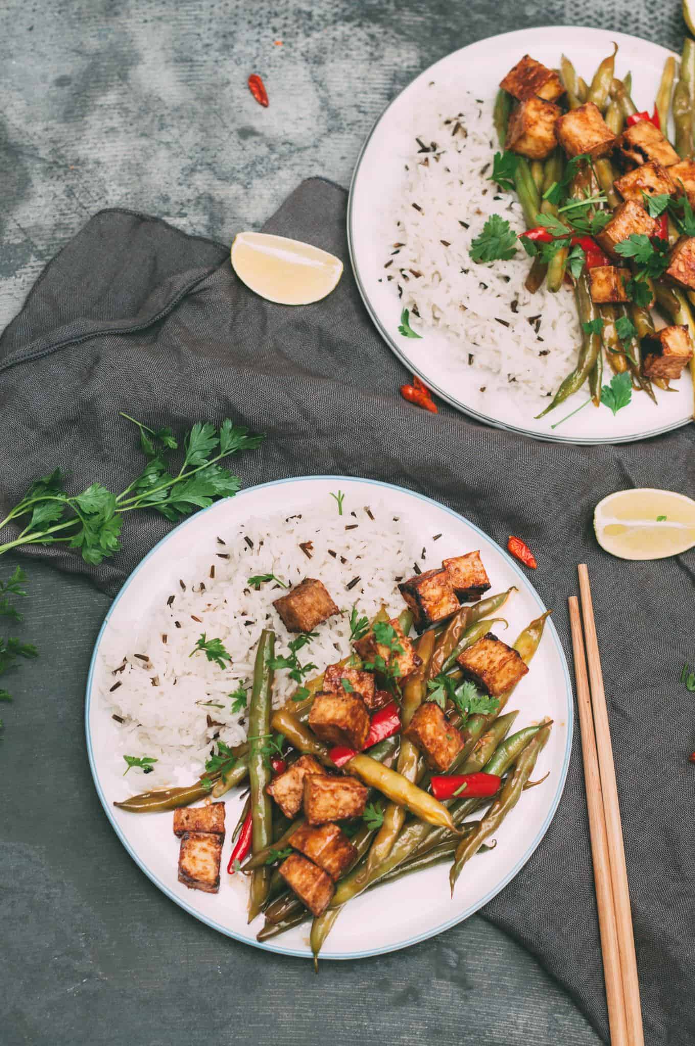 Mandelbutter Tofu mit grünen Bohnen veganes glutenfreies Rezept