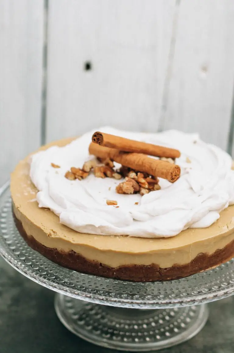 Veganer Kürbis Raw Cheesecake Rezept — VEGANE VIBES