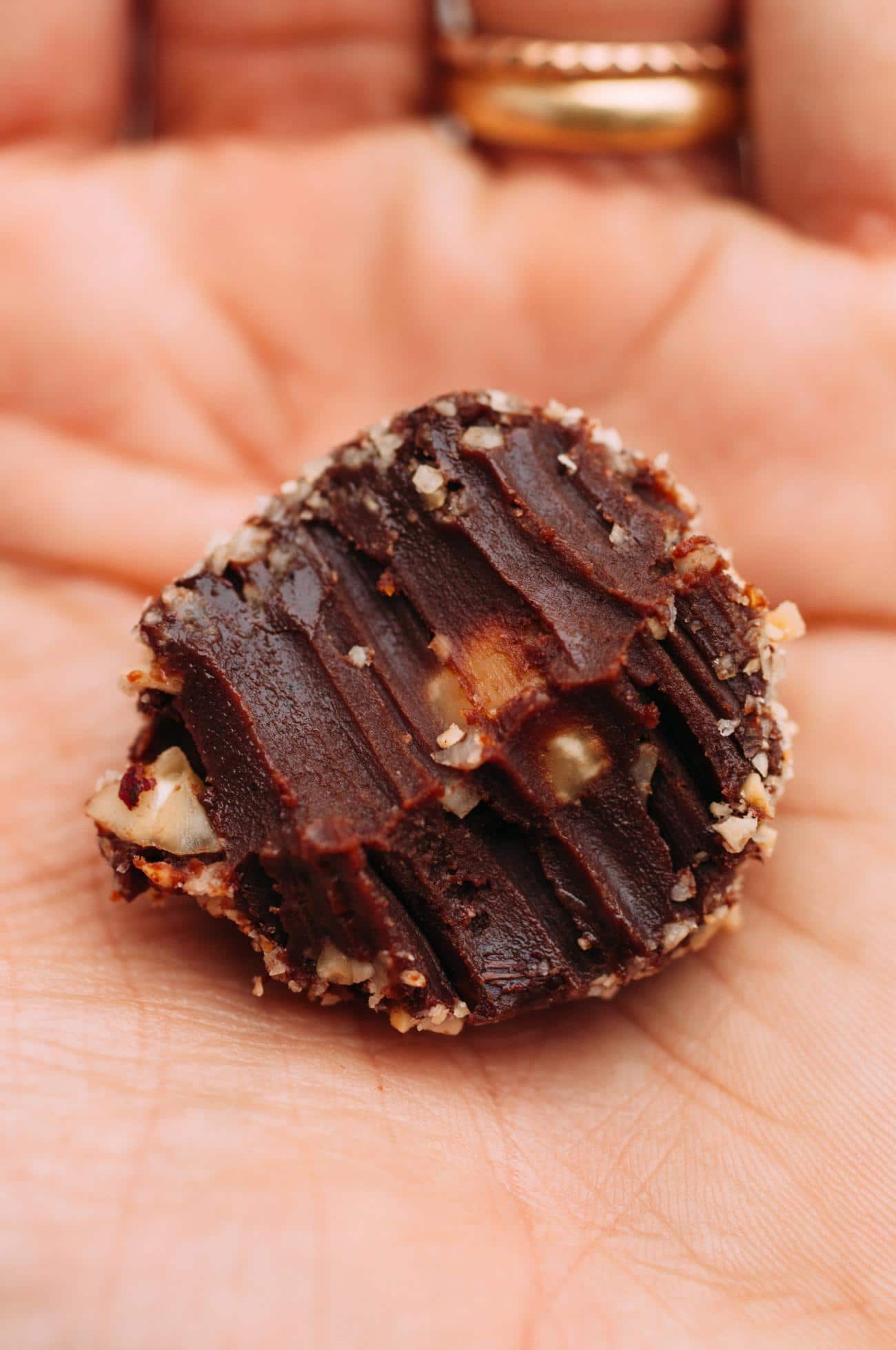 6-Ingredient Vegan Ferrero Rocher Chocolates Recipe