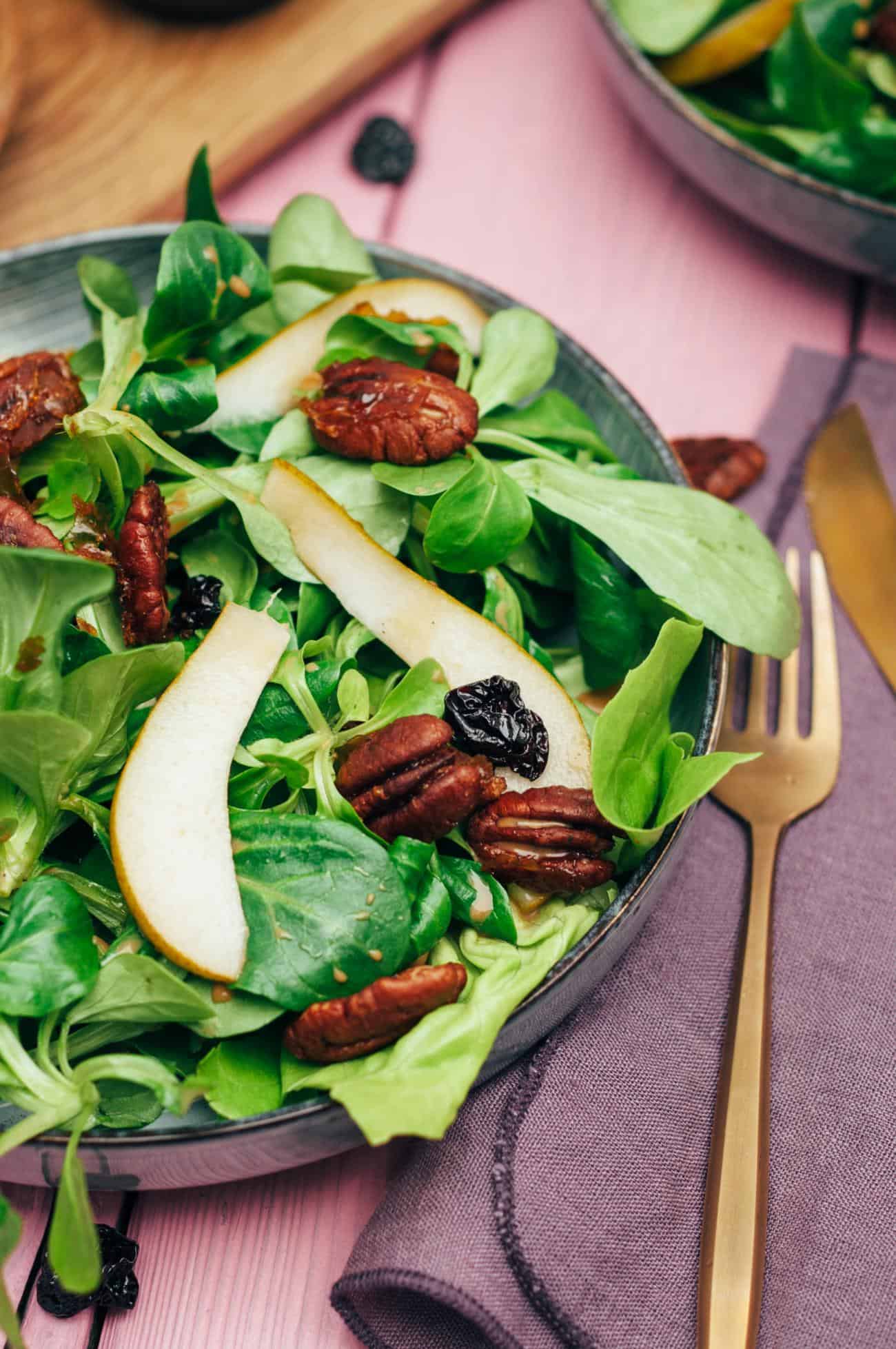 Pear salad with caramelized pecans and dried cherries recipe