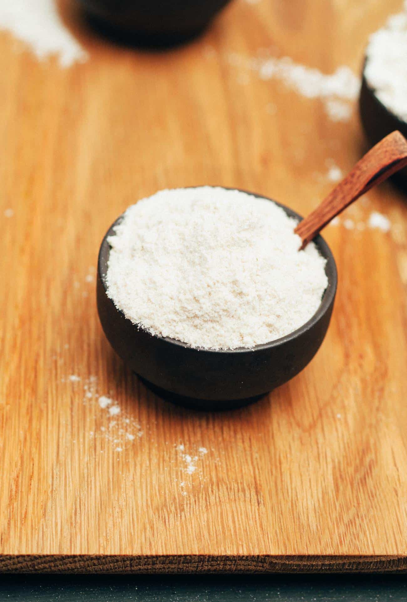 DIY gluten free flour mix recipe with only 3 ingredients ready in 5 minutes