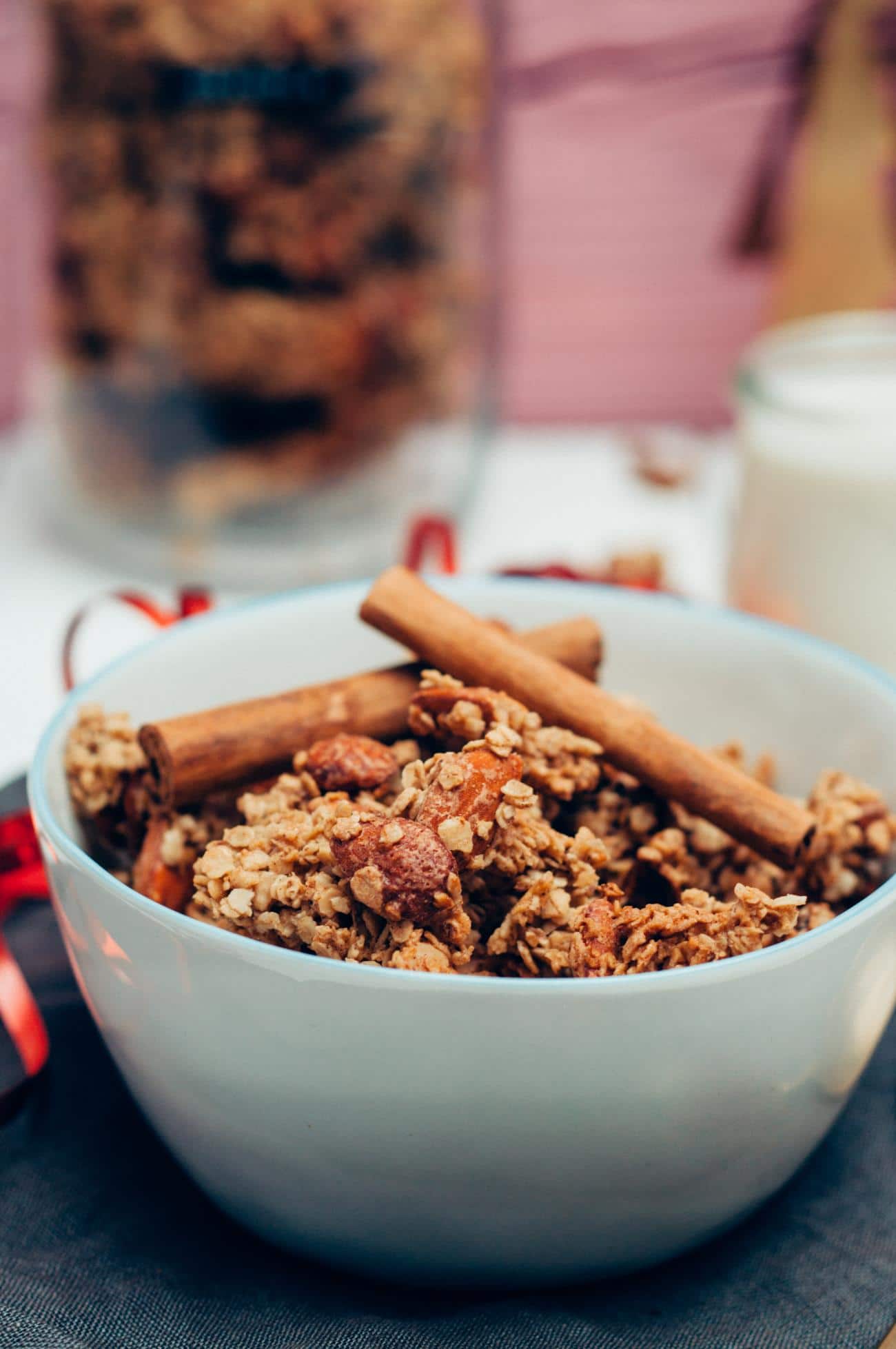 crunchy gingerbread granola recipe