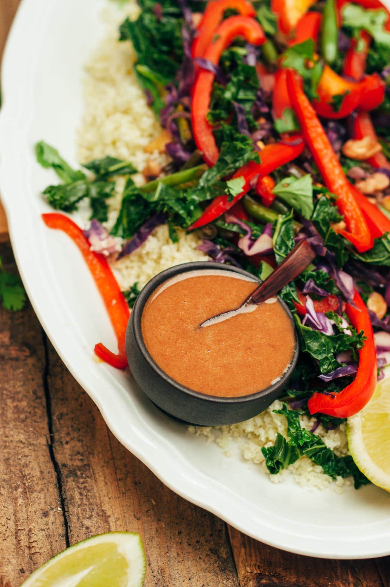 Stir-Fry mit Blumenkohl Reis (30 Minuten!) Rezept