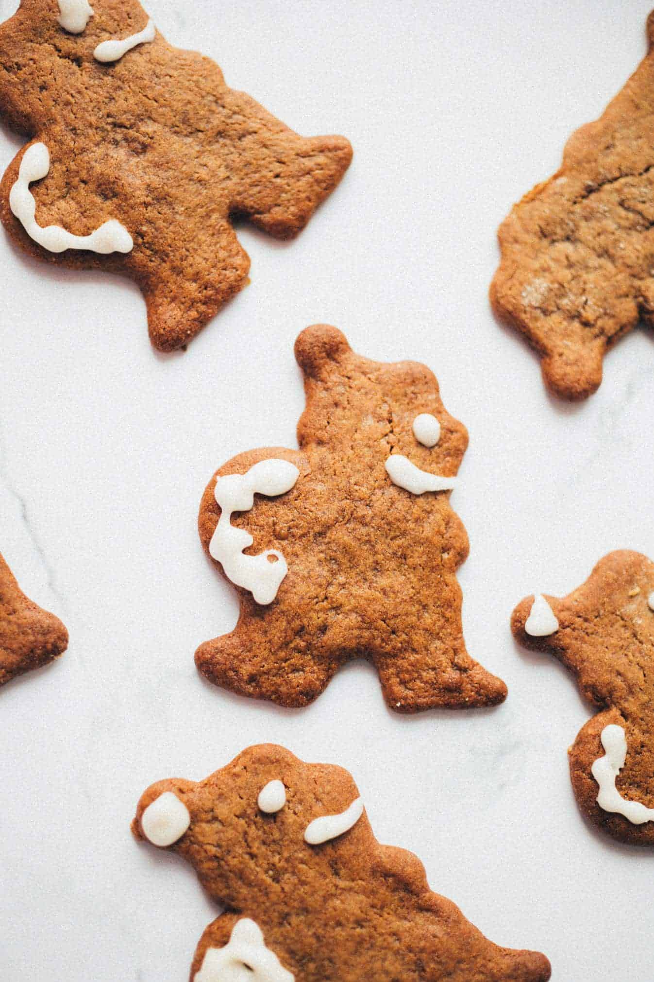 1-Bowl Christmas Vegan Gingerbread Cookies Recipe