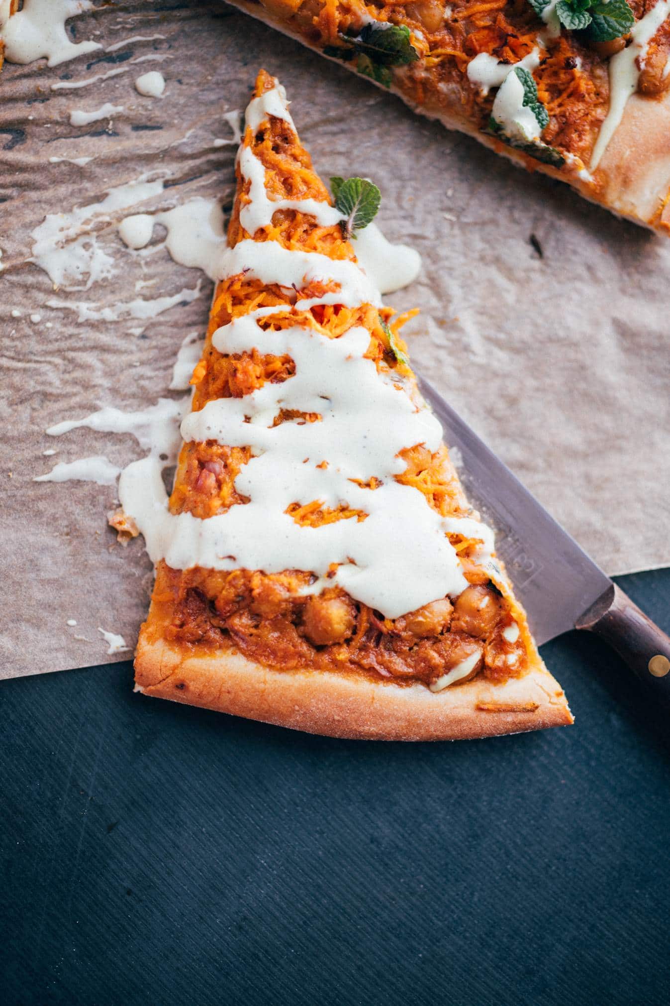 knusprige Tandoori Kichererbsen Dinkelpizza Rezept