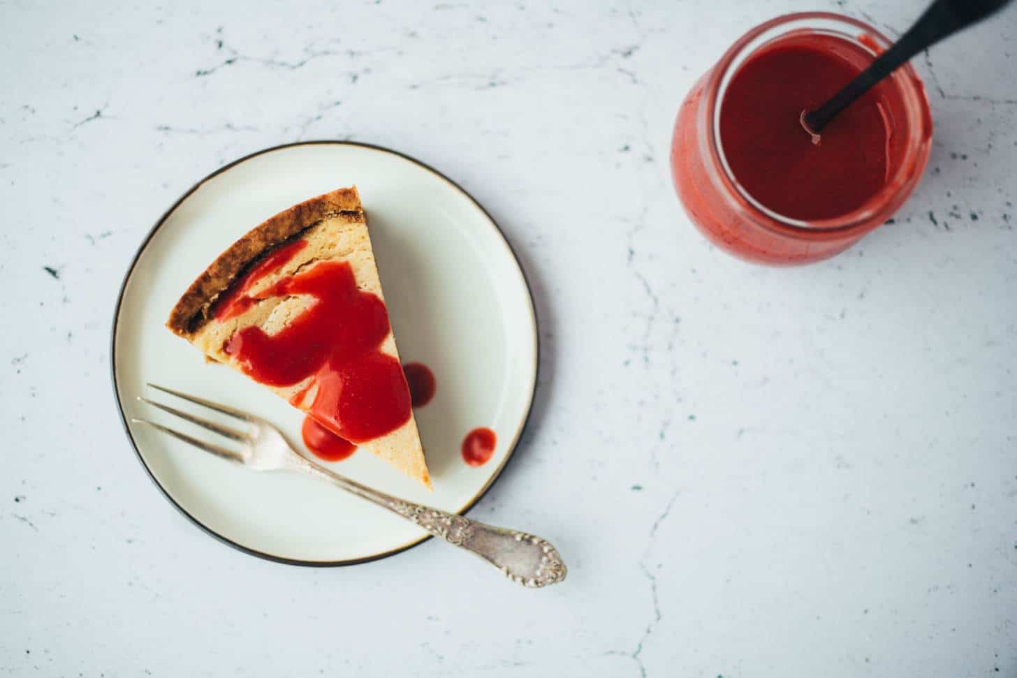 Simple Vegan Cheesecake with Strawberry Sauce Recipe (Gluten Free)