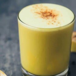 cremige Immun Booster Latte Rezept auf 5 Minuten