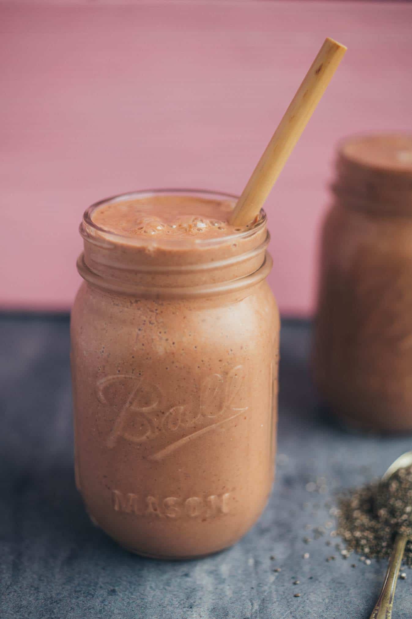 creamy chocolate chia smoothie