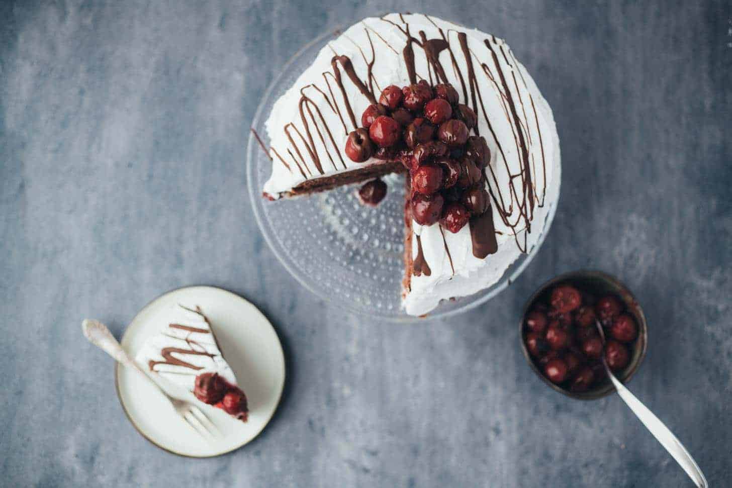 einfache vegane Schwarzwälder Kirschtorte (glutenfrei) Rezept