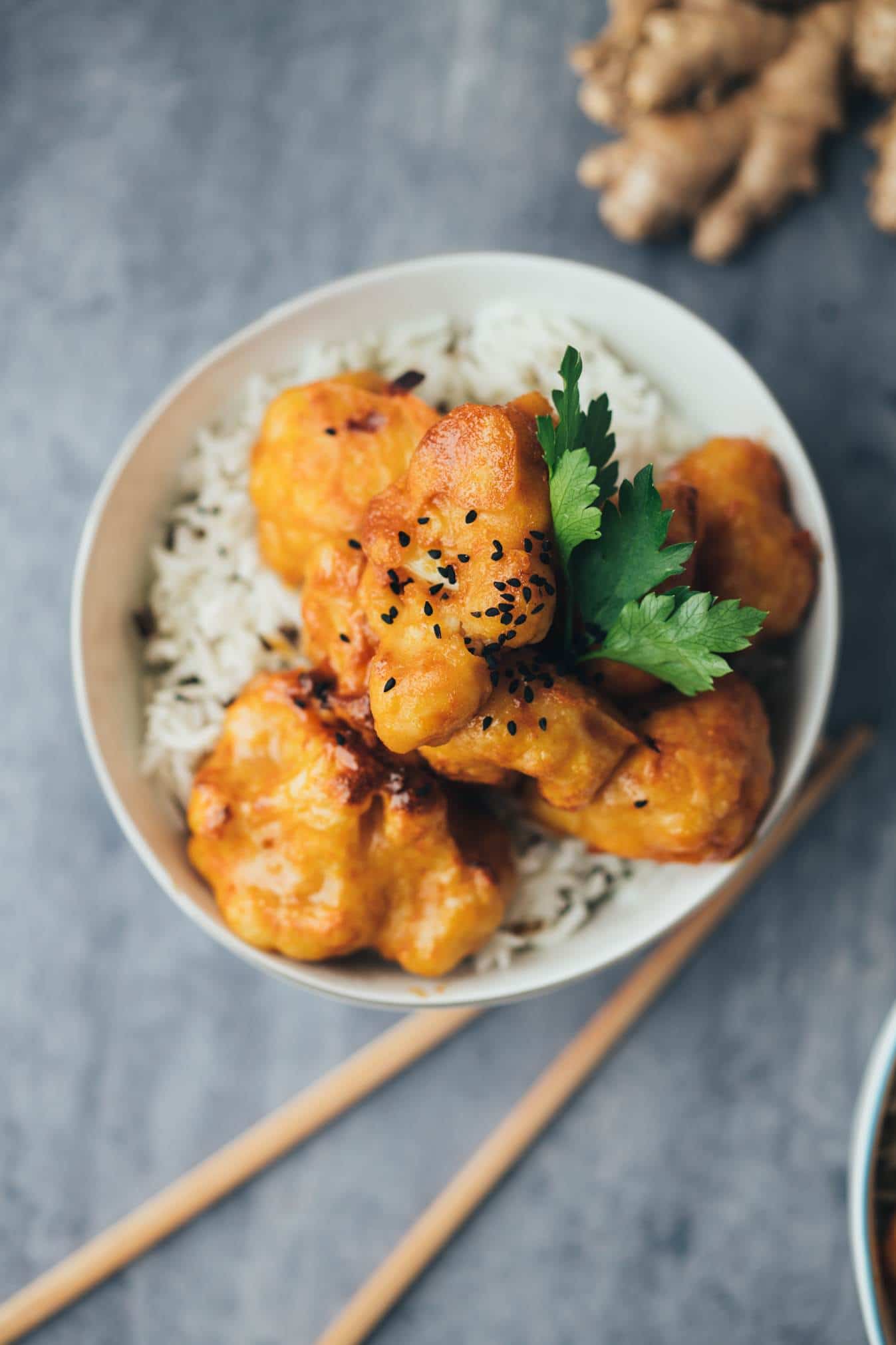 vegane Sticky Sesam Chicken Wings aus Blumenkohl Rezept