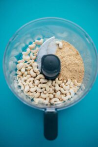 Veganen Parmesan selber machen Rezept