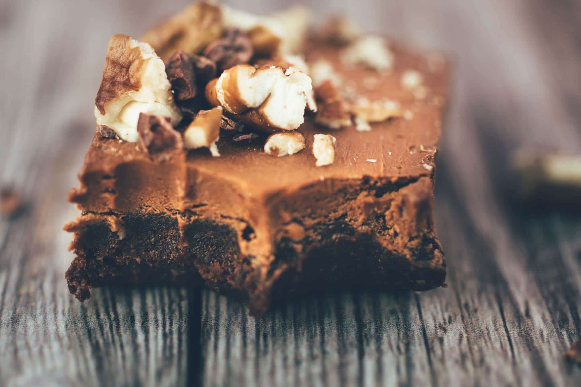 Raw brownie with chocolate cream (30 minutes) vegan recipe