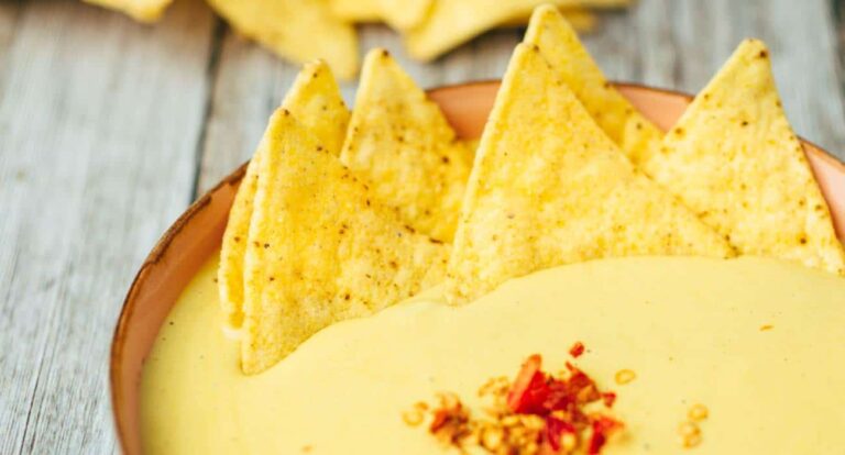 käsige Nacho Dips selber machen Rezept