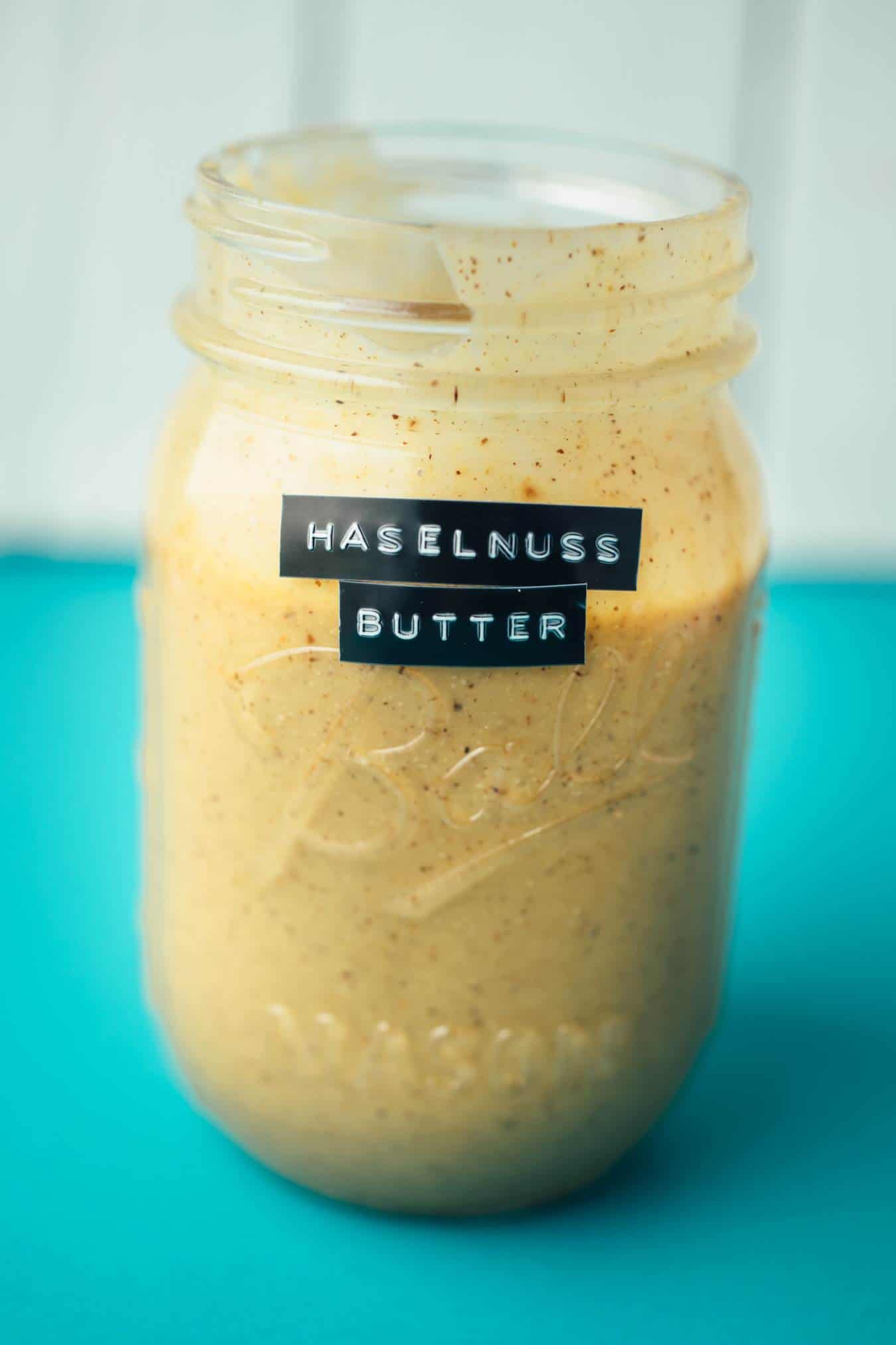 Make hazelnut puree yourself