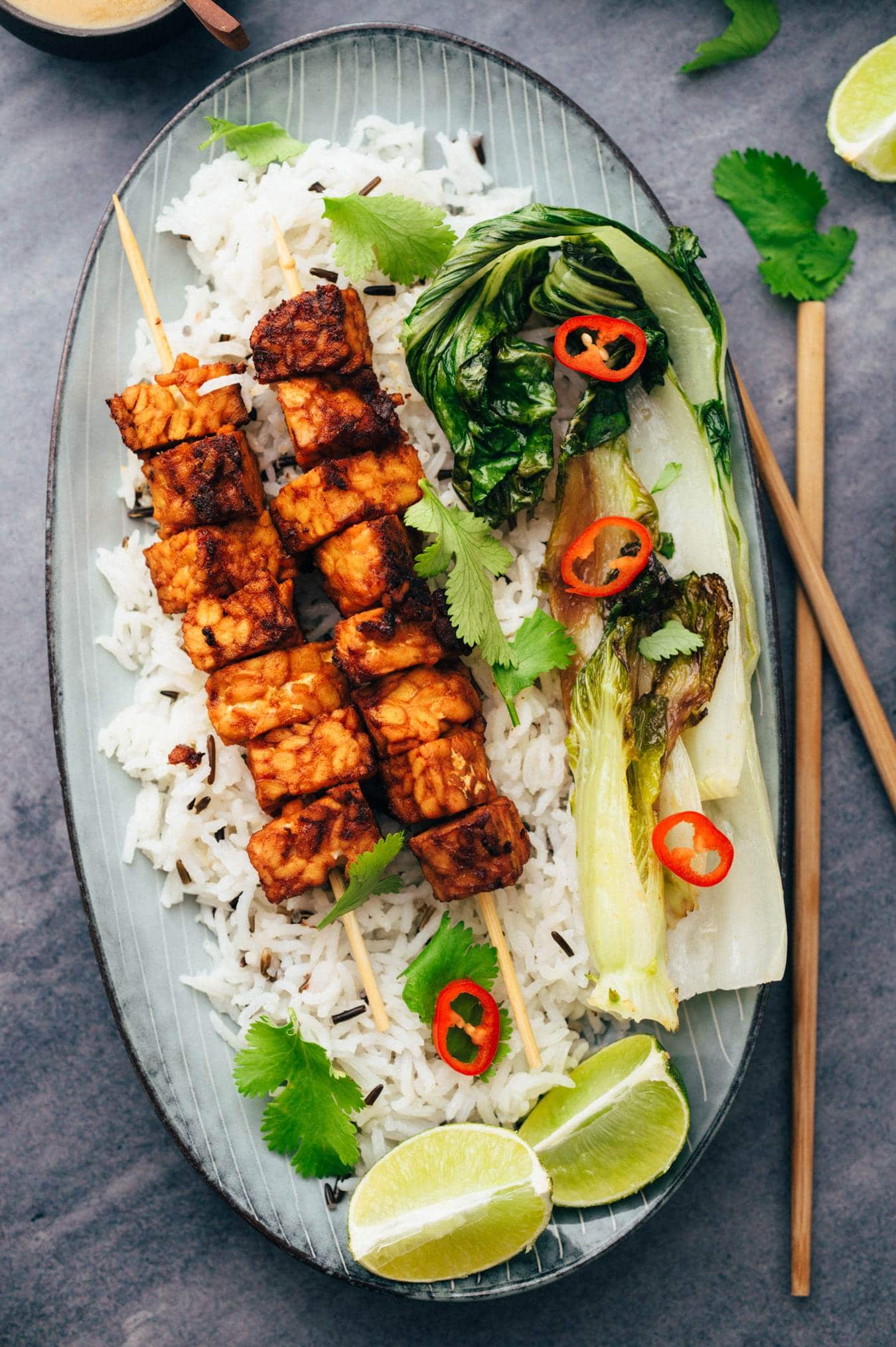 crispy vegan tempeh skewers with peanut butter sauce  