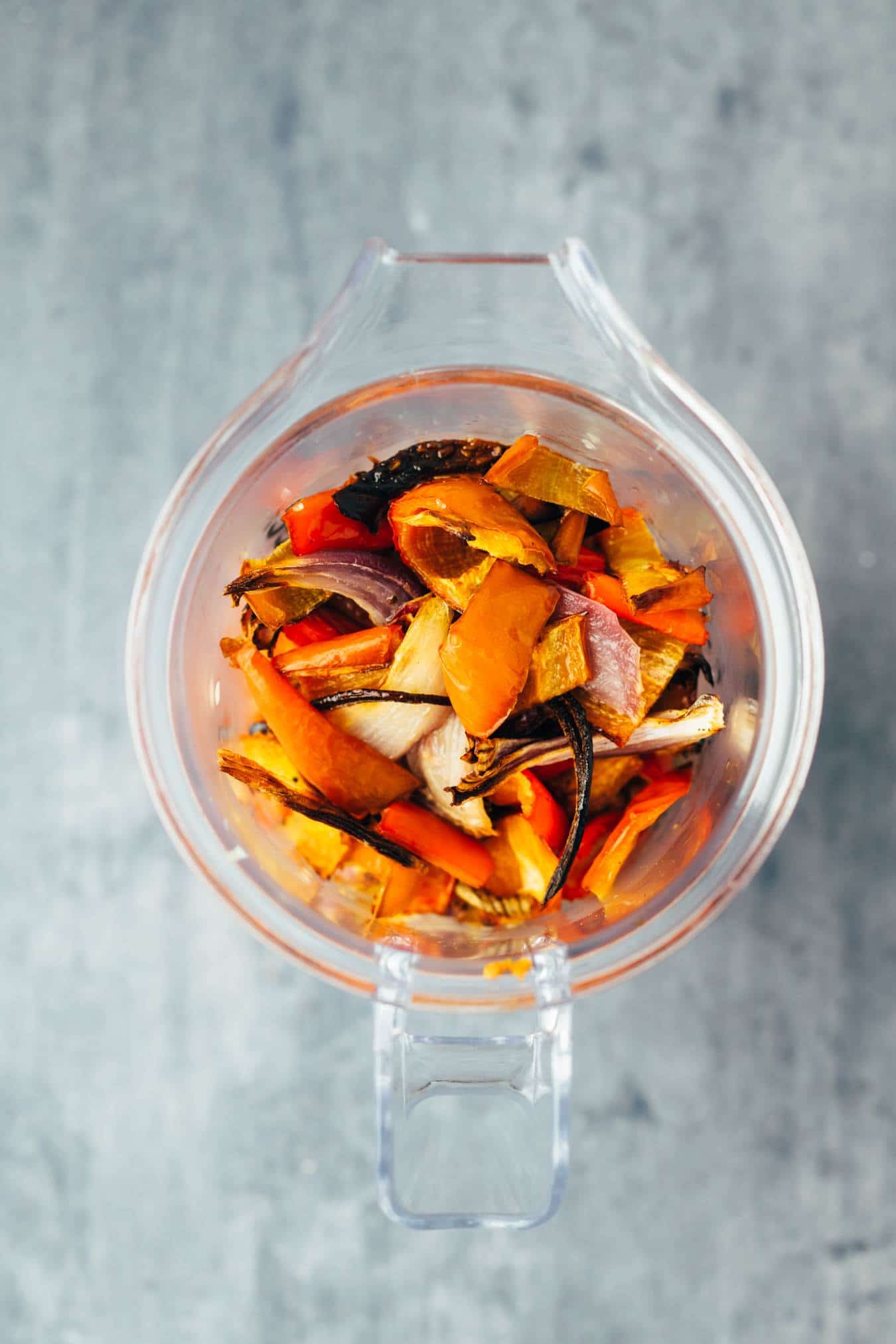 Vegane Pasta mit PaprikaNuss Sauce — VEGANE VIBES