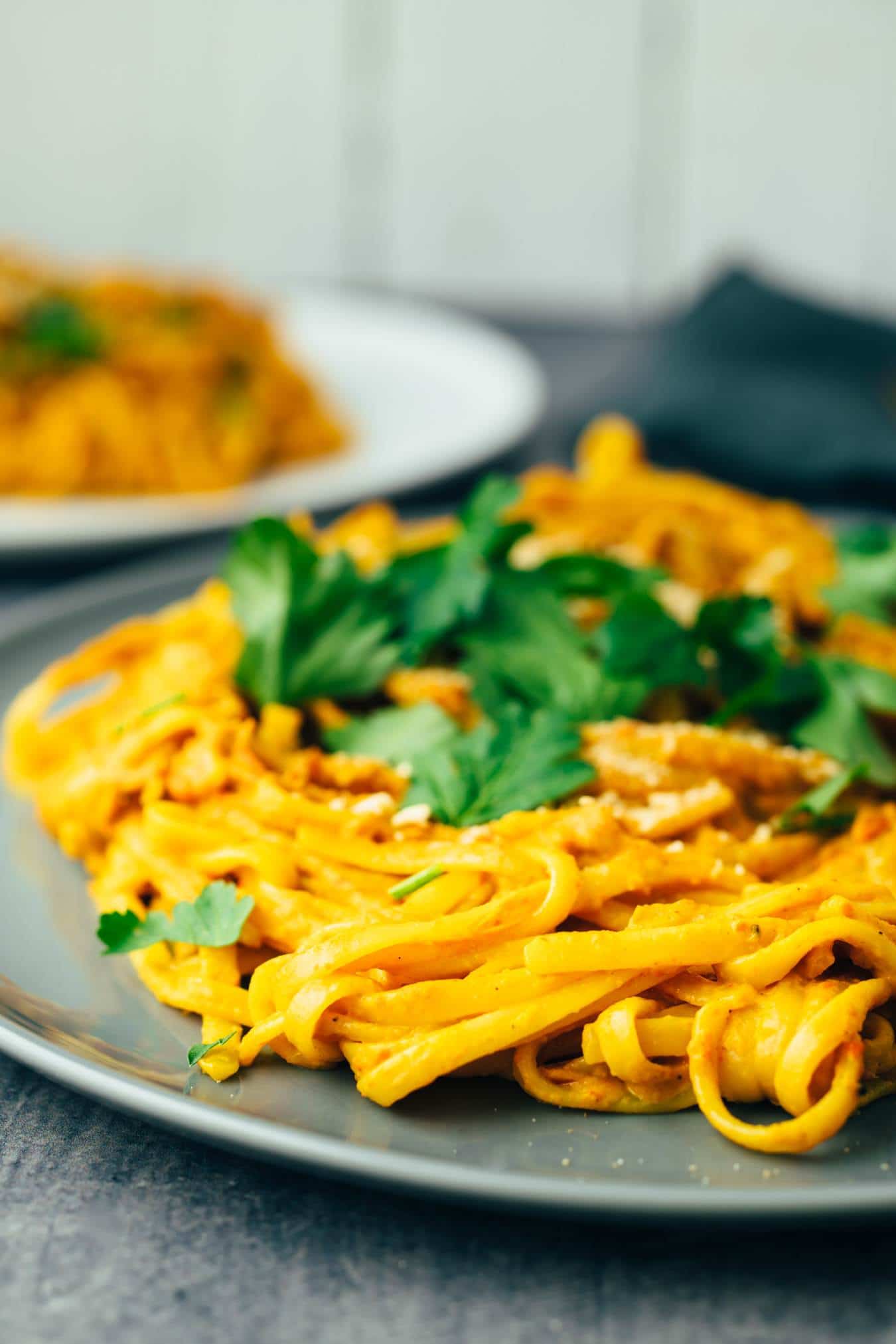 vegane Pasta mit Paprika Nuss Sauce Rezept