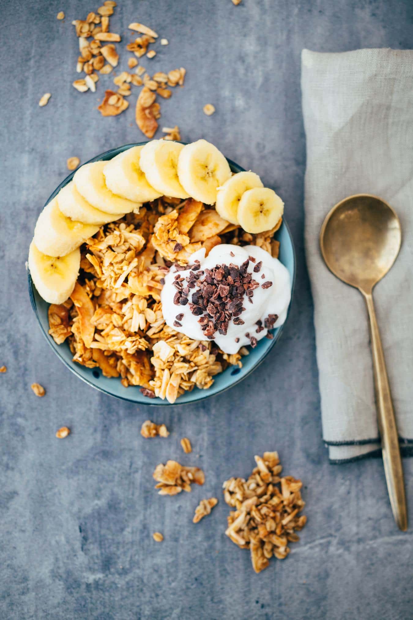 Vegan almond coconut granola recipe