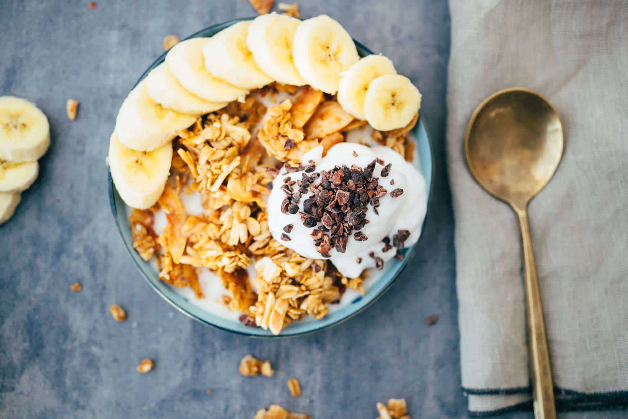 Vegan almond coconut granola recipe