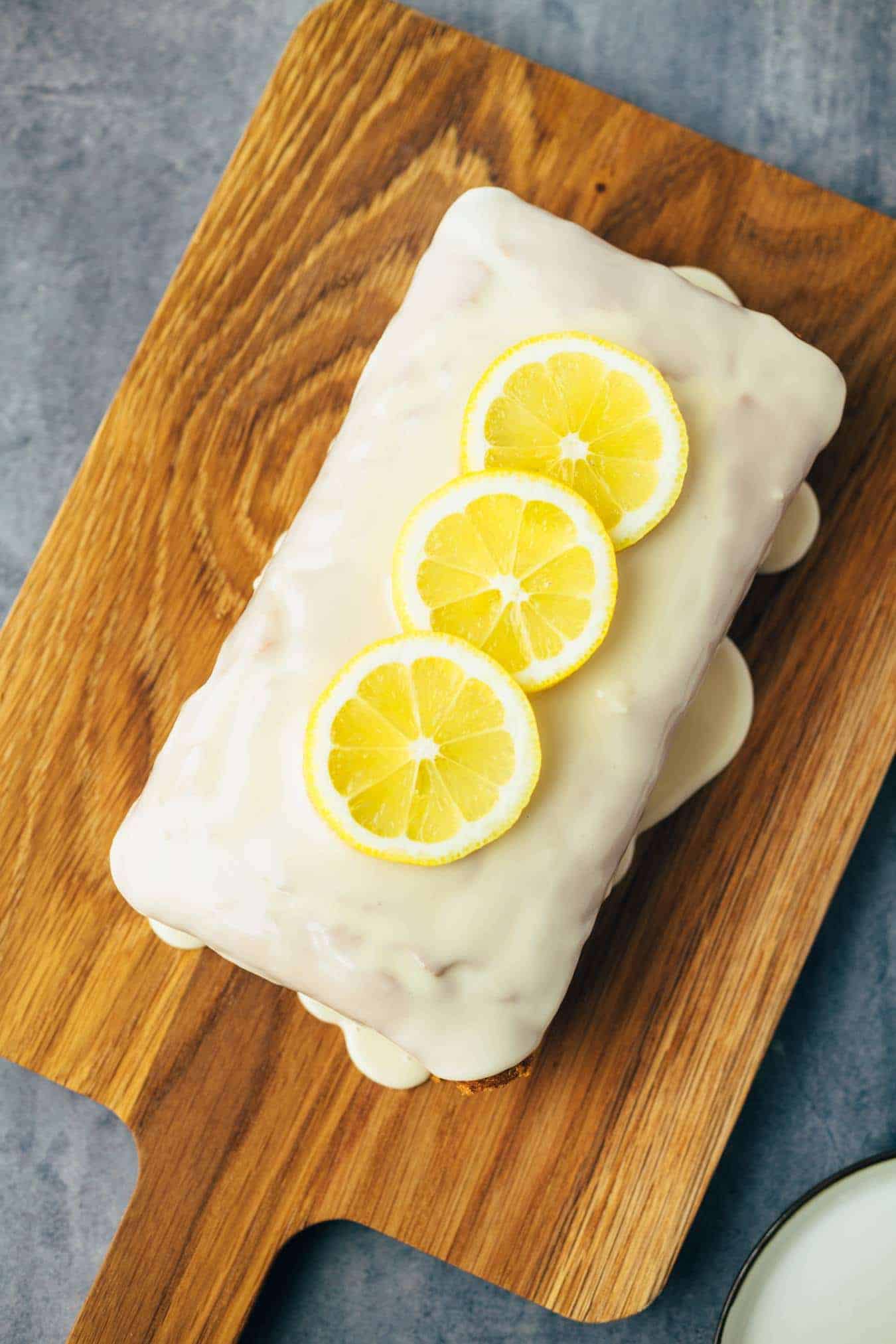 juicy vegan lemon cake recipe (1-bowl)