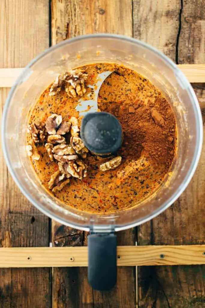 Veganer Burger mit schwarzen Bohnen — VEGANE VIBES