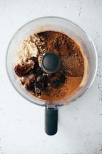 Rohe Brownie Bites (15 Minuten) Rezepte