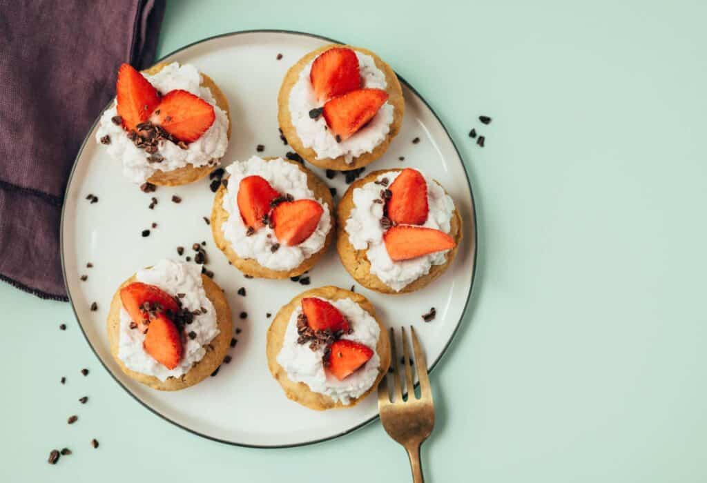 quick vegan strawberry shortcake with coconut cream (gluten free) recipe