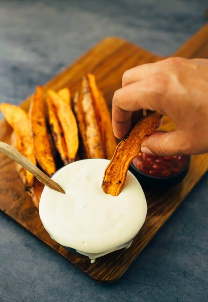 vegan sweet potato wedges with cashew mayo (30 minutes) recipe