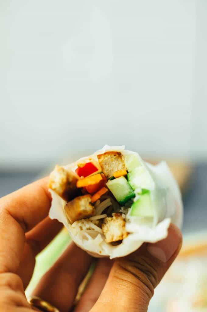 vegane Spring Rolls mit Mariniertem Tofu Rezept