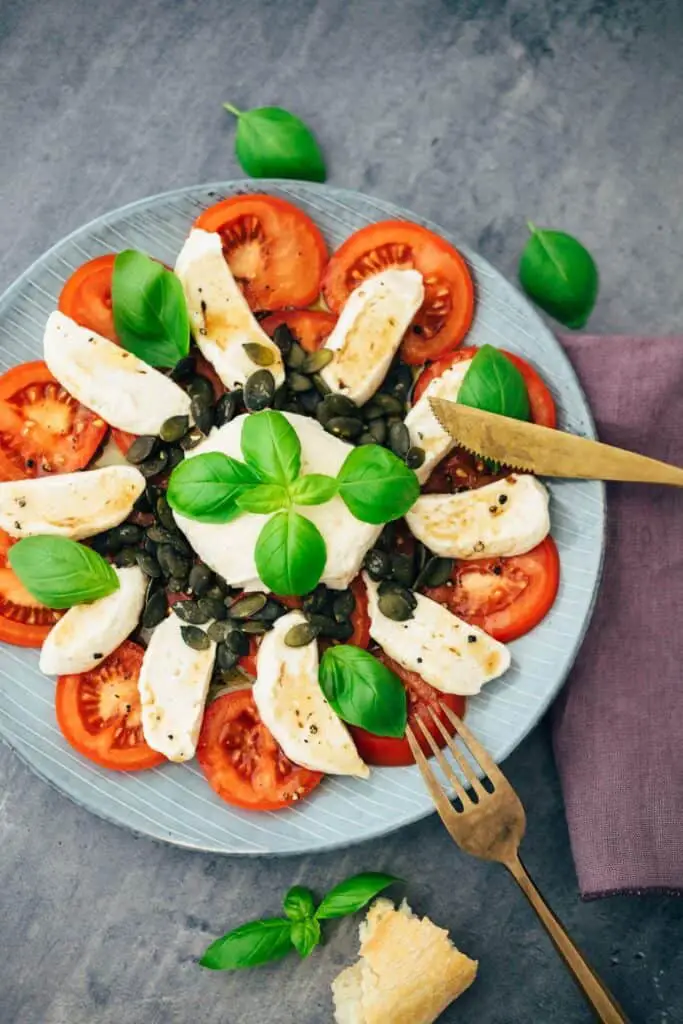 Tomato Mozzarella Caprese - VEGAN (15 minutes) recipe