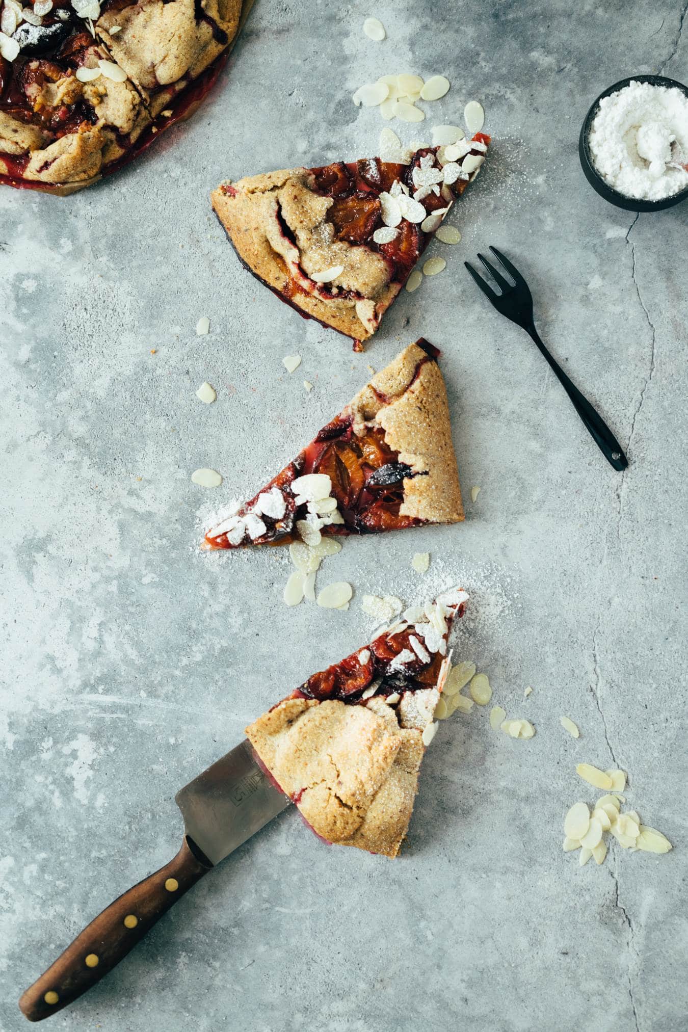 Simple plum galette (vegan) recipe