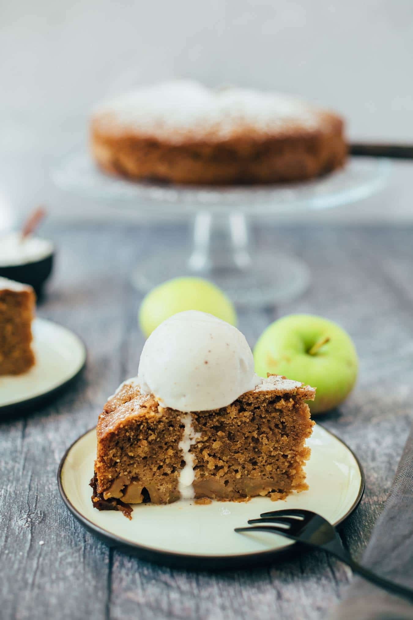 Cake with caramelized apples (GF/VEGAN) recipe