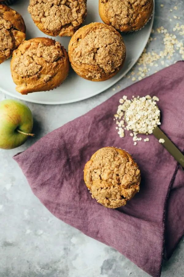 Vegane Apfelmuffins mit Zimtstreusel — VEGANE VIBES