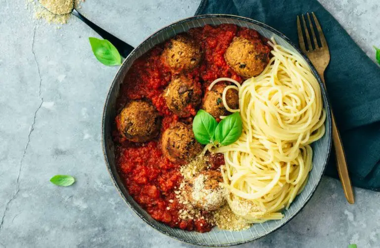Hackbällchen alias Köttbullar (Vegan & glutenfrei) Rezept