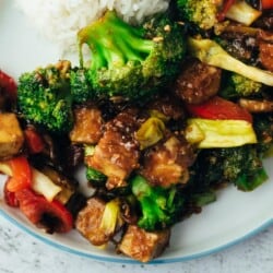 Tofu Stir Fry (30 Minuten) Rezept