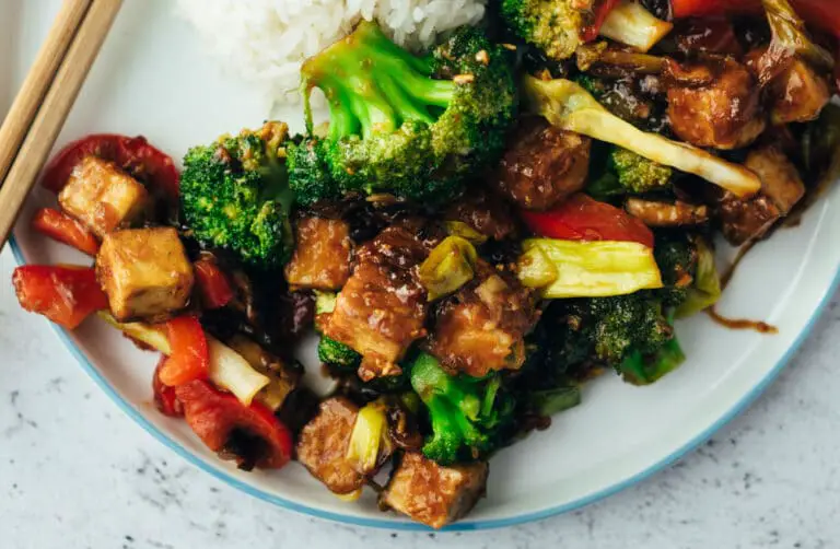 Tofu Stir Fry (30 Minuten) Rezept
