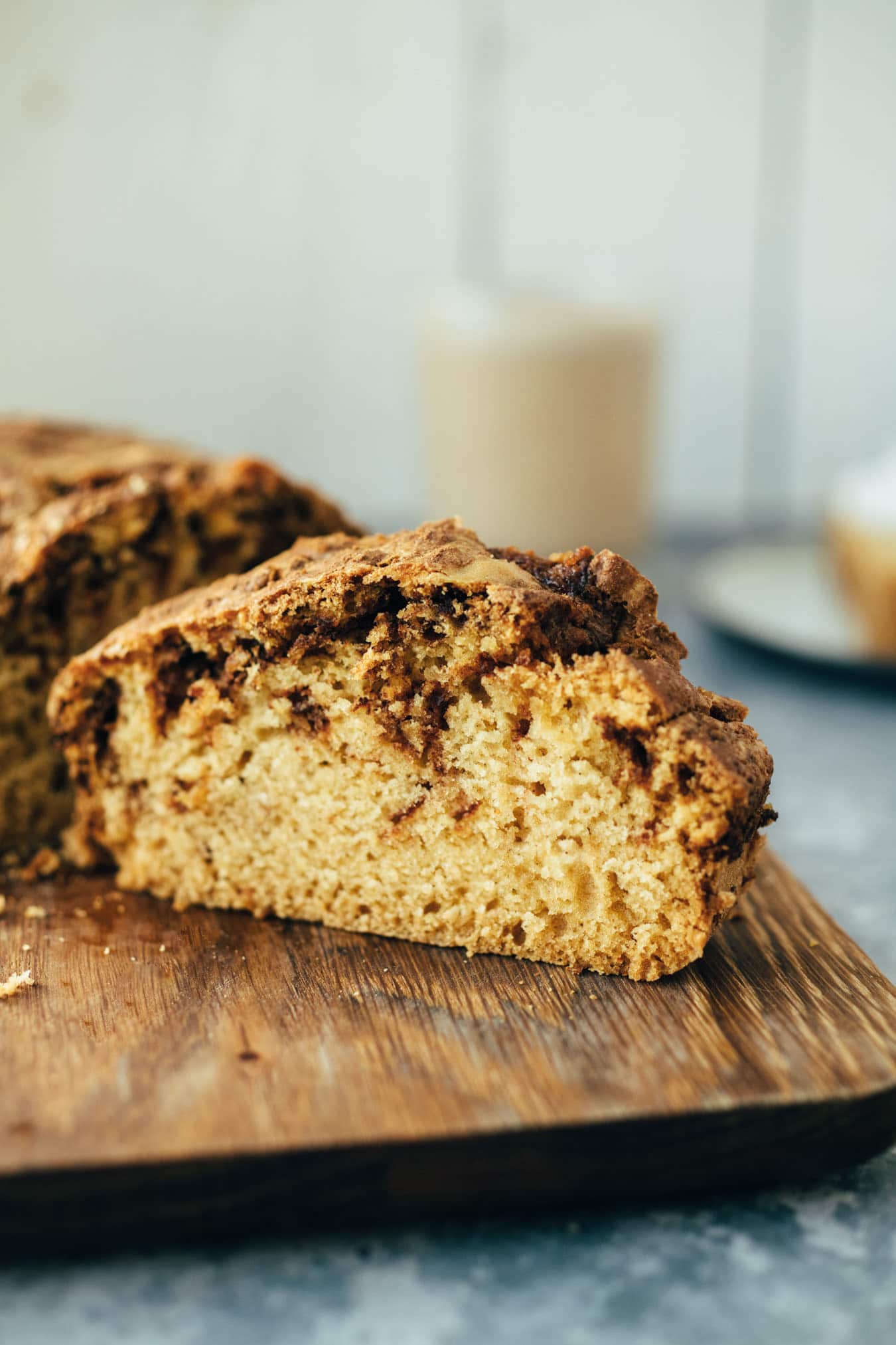 Coffee cake with cinnamon sugar (gluten-free, vegan)