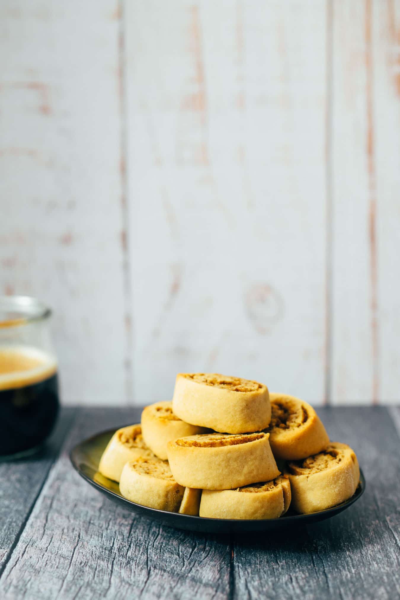 Cinnamon Buns Coffee Cookies (25 minutes) Recipe