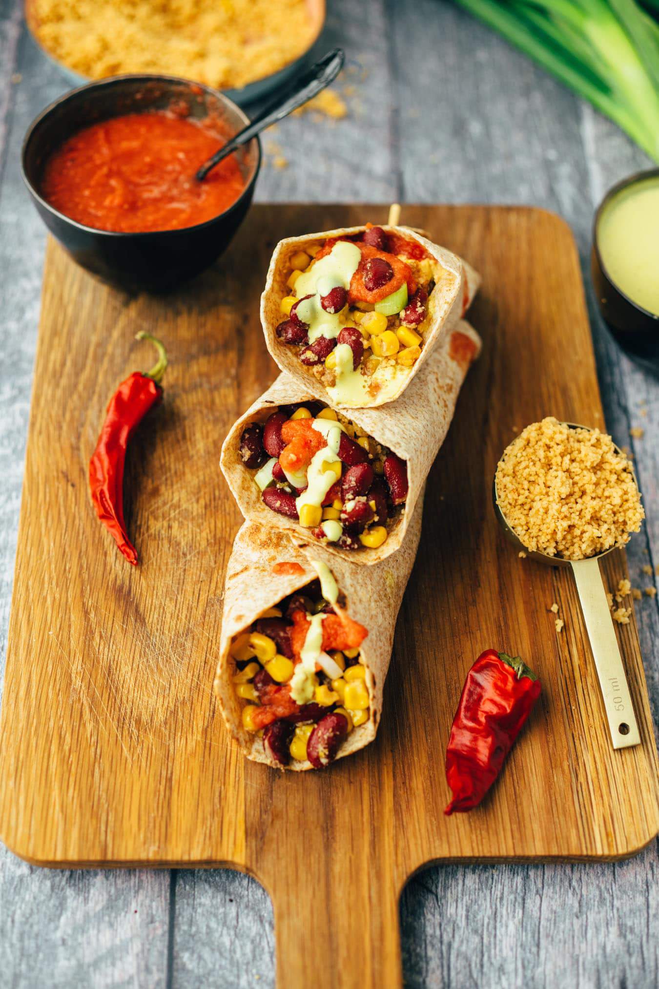 vegane Burritos mit Couscous (25 Minuten) Rezept