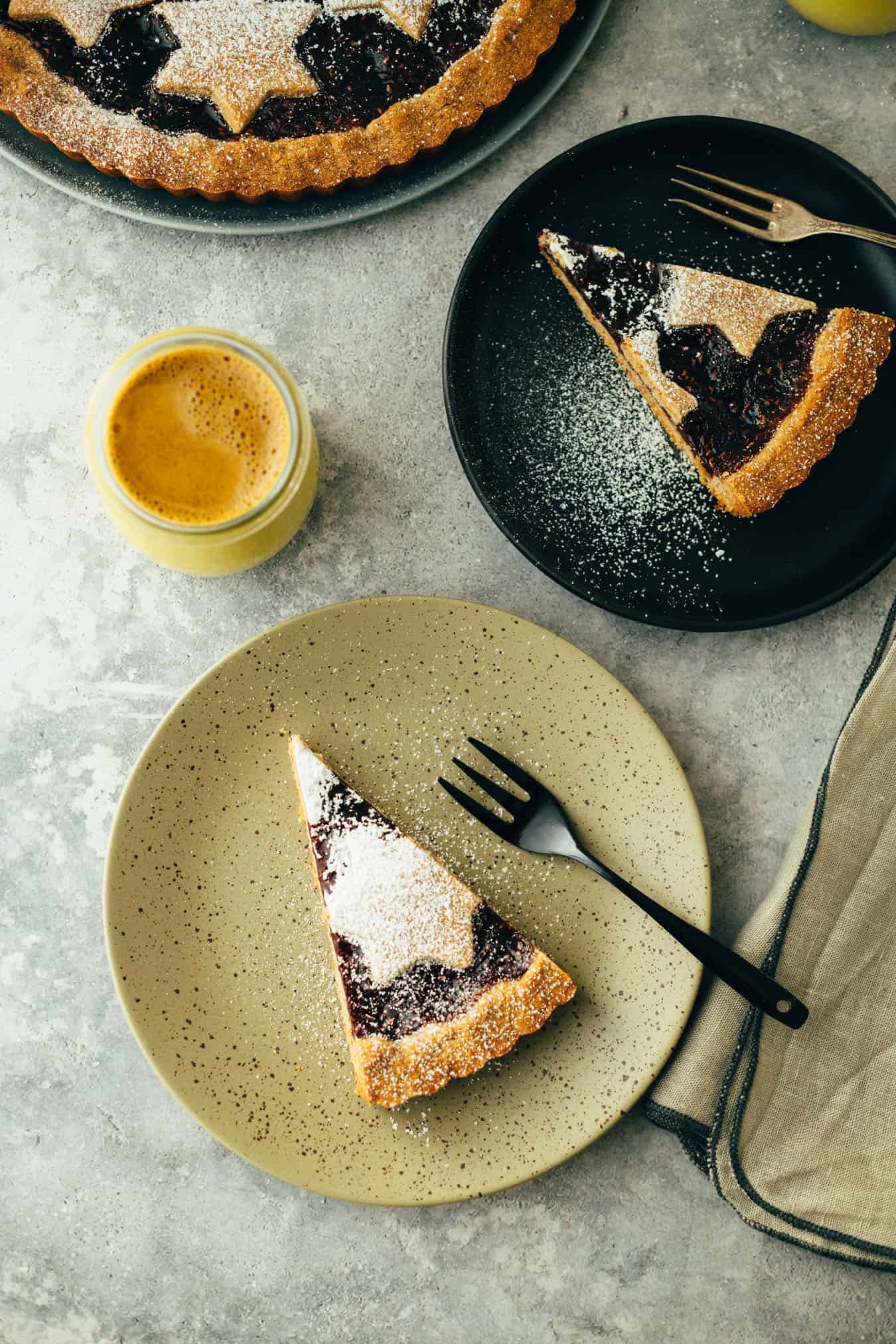 vegan linzer tart (RECIPE)