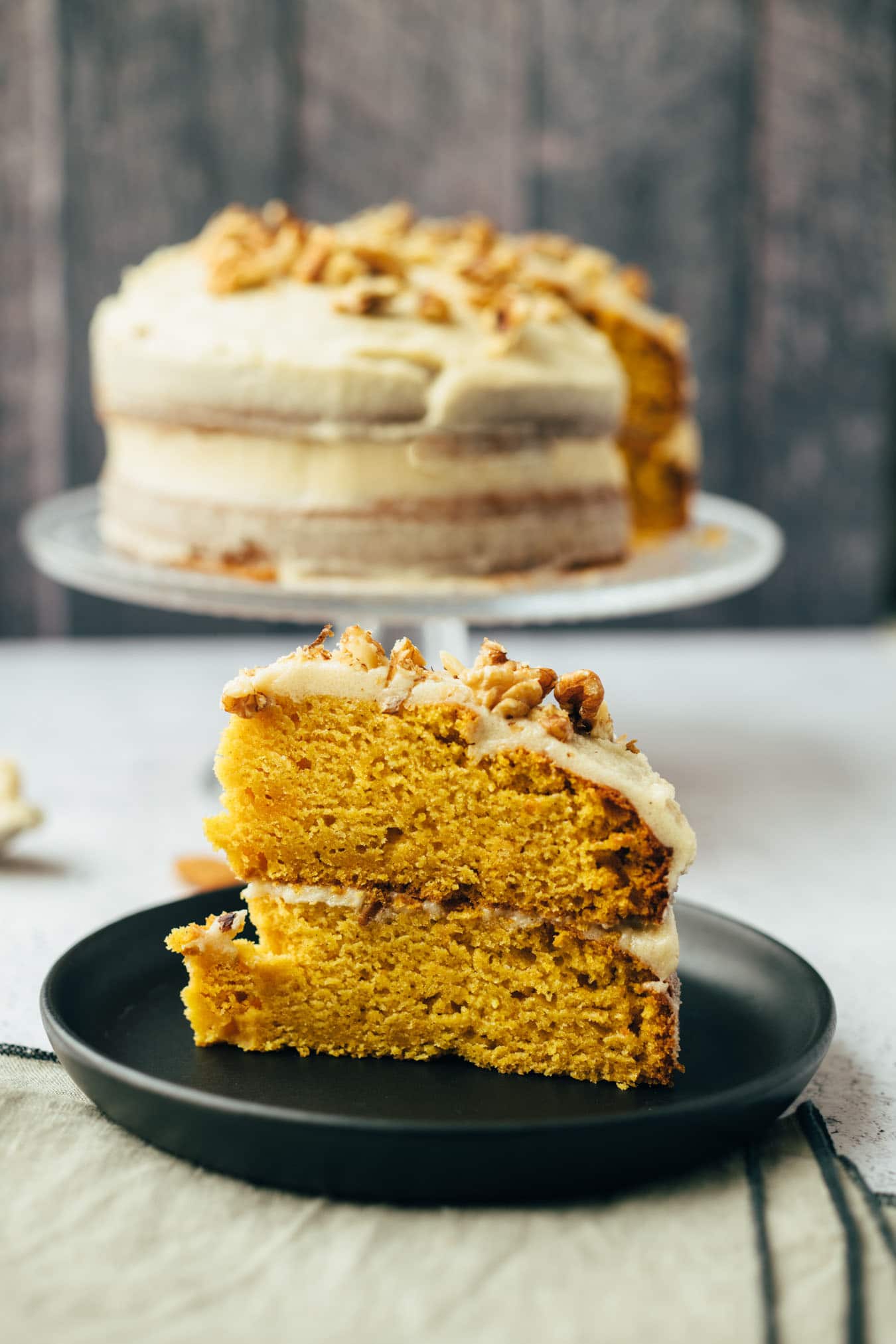 Pumpkin pie with walnuts vegan recipe