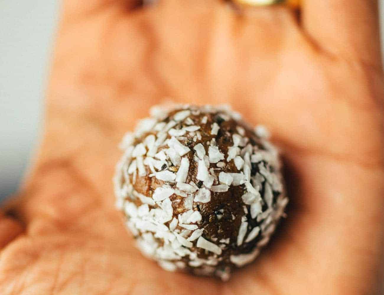 Energy Balls mit Walnüssen und Zimt (15 Minuten!)-image