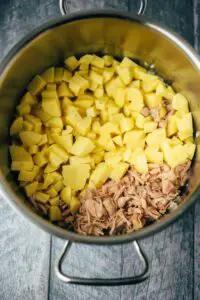 Veganes Gulasch mit Jackfruit