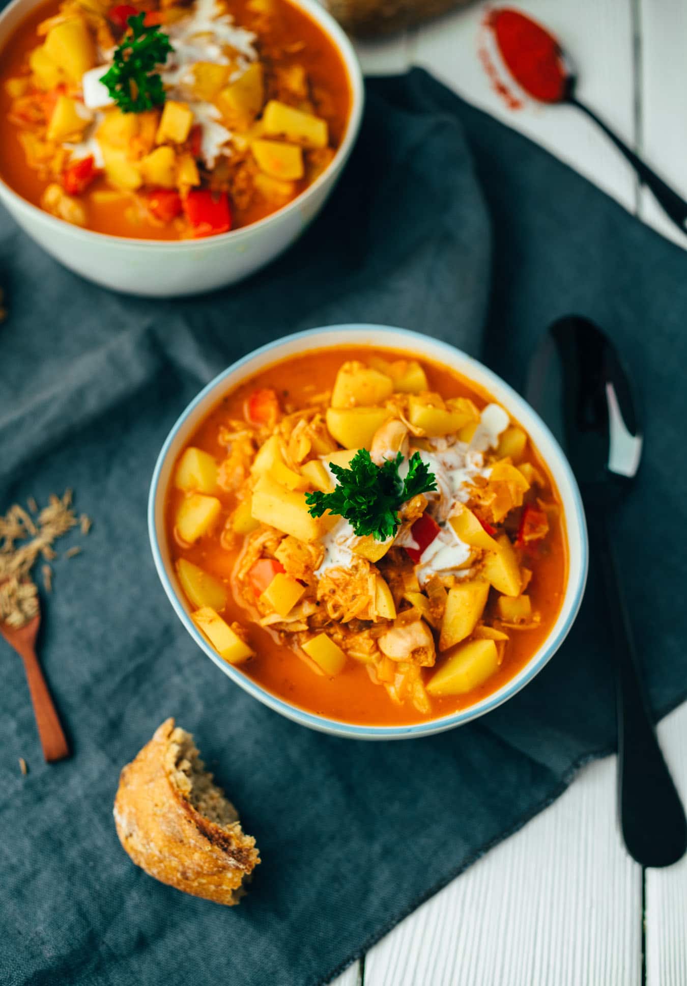 Vegan goulash with jackfruit