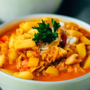 Veganes Gulasch mit Jackfruit