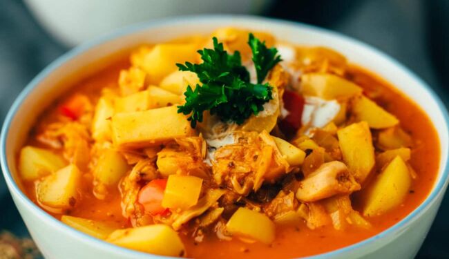 Veganes Gulasch mit Jackfruit