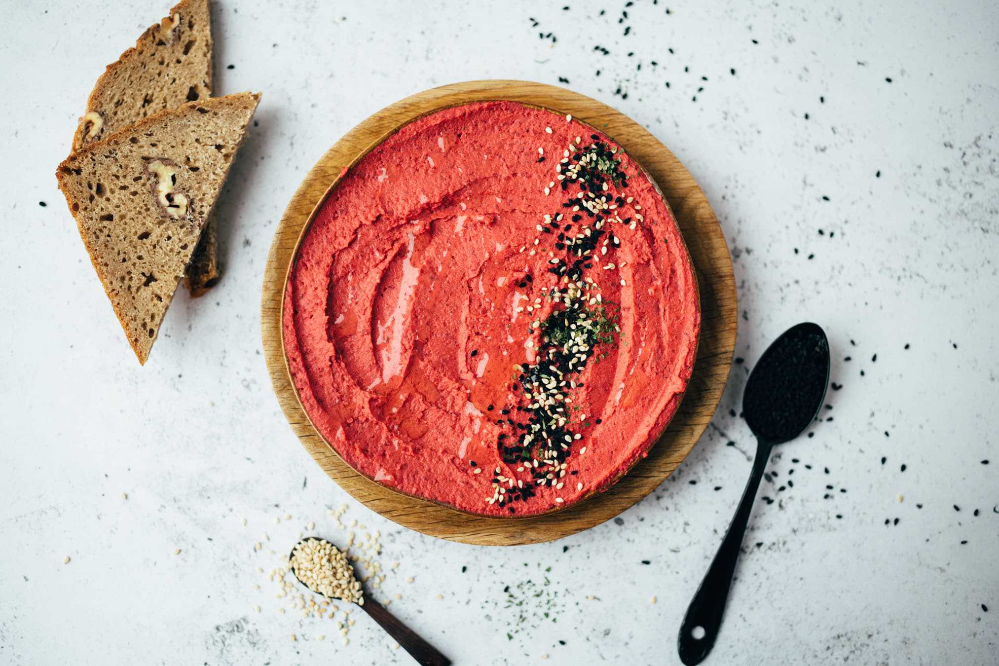 make beet hummus yourself - HOW to make