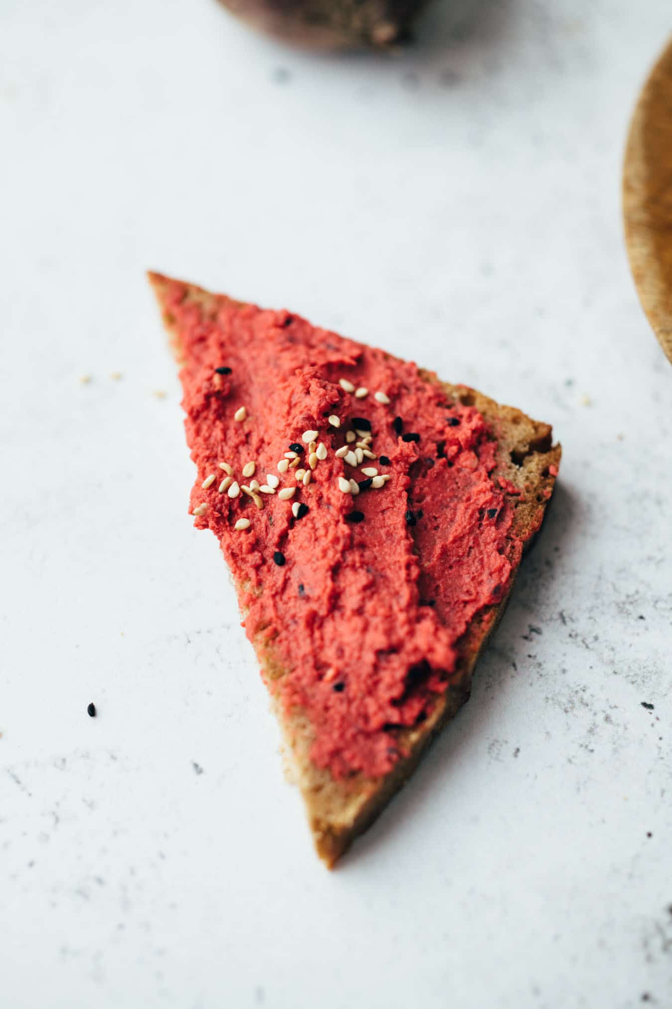 make beet hummus yourself - HOW to make